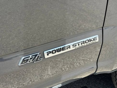 Used 2017 Ford F250 Lariat w/ Chrome Package AWD/4WD image 11