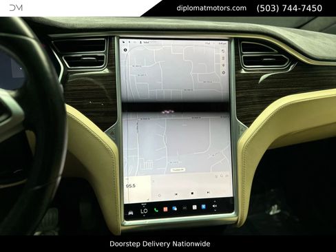 Used 2016 Tesla Model X 75D image 29