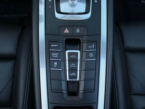 Used 2013 Porsche 911 Carrera image 33