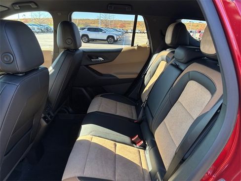 New 2026 Chevrolet Equinox ACTIV image 17