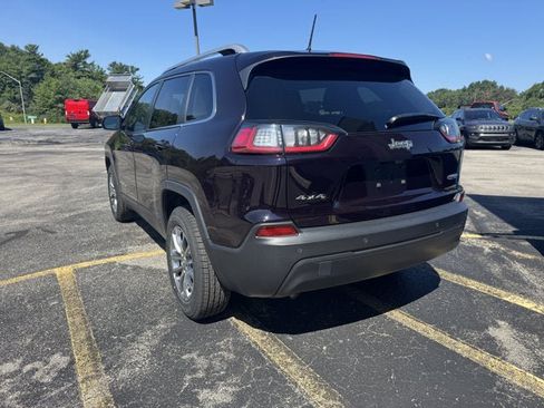 Used 2021 Jeep Cherokee Latitude Plus AWD/4WD image 3