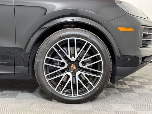 Used 2026 Porsche Cayenne Coupe AWD/4WD image 14