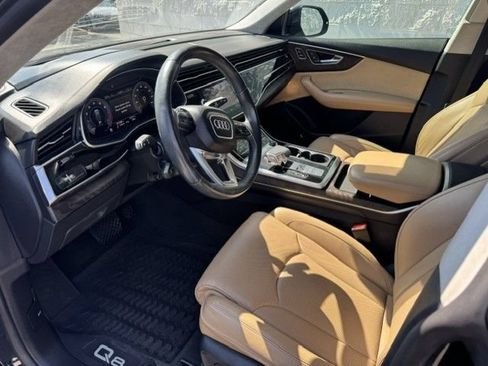 Used 2020 Audi Q8 Prestige w/ Prestige Package AWD/4WD image 2