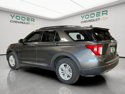 Used 2020 Ford Explorer XLT w/ Equipment Group 202A AWD/4WD image 9