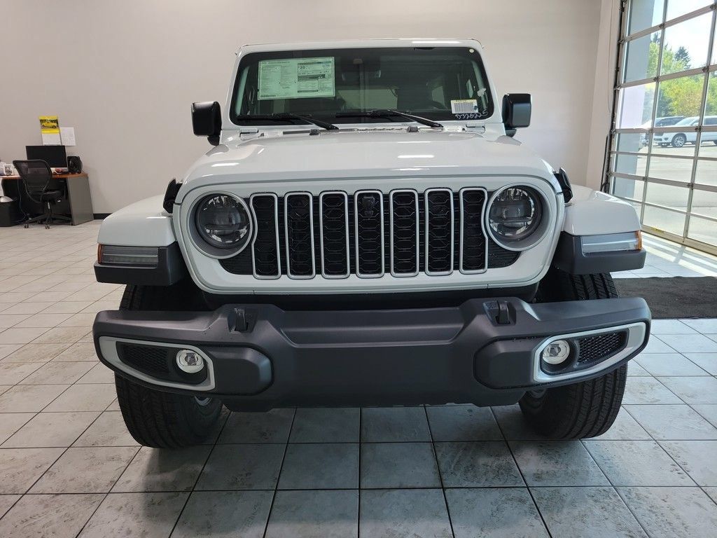 New 2025 Jeep Wrangler Unlimited Sahara AWD/4WD image 3