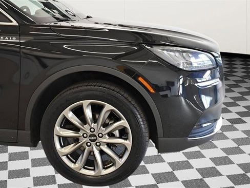 Used 2022 Lincoln Corsair AWD w/ Premium Package image 12