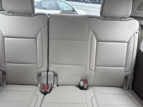 Used 2021 GMC Yukon Denali w/ Denali Ultimate Package AWD/4WD image 14