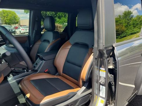 Used 2024 Ford Bronco Outer Banks w/ Sasquatch Package AWD/4WD image 20