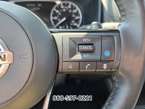 Used 2021 Nissan Rogue SL FWD image 28