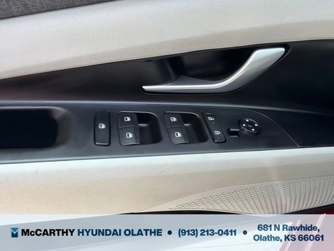Certified 2024 Hyundai Elantra Limited FWD image 30