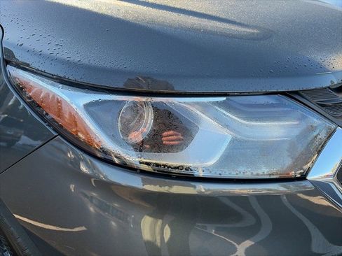 Used 2020 Chevrolet Equinox LS w/ LS Convenience Package image 14