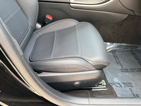 Used 2024 Mercedes-Benz C 300 C 300 Sedan image 24