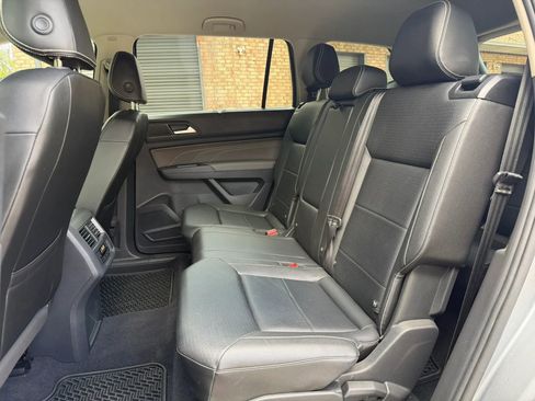 Used 2022 Volkswagen Atlas SE FWD image 23