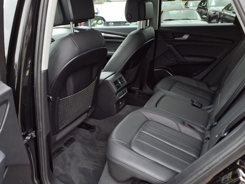 Used 2020 Audi Q5 2.0T Premium w/ Convenience Package AWD/4WD image 18
