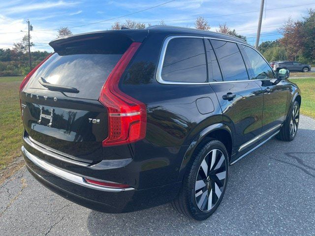 Used 2025 Volvo XC90 T8 Plus w/ Protection Package AWD/4WD image 2