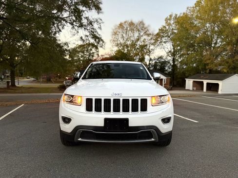 Used 2015 Jeep Grand Cherokee Limited AWD/4WD image 9