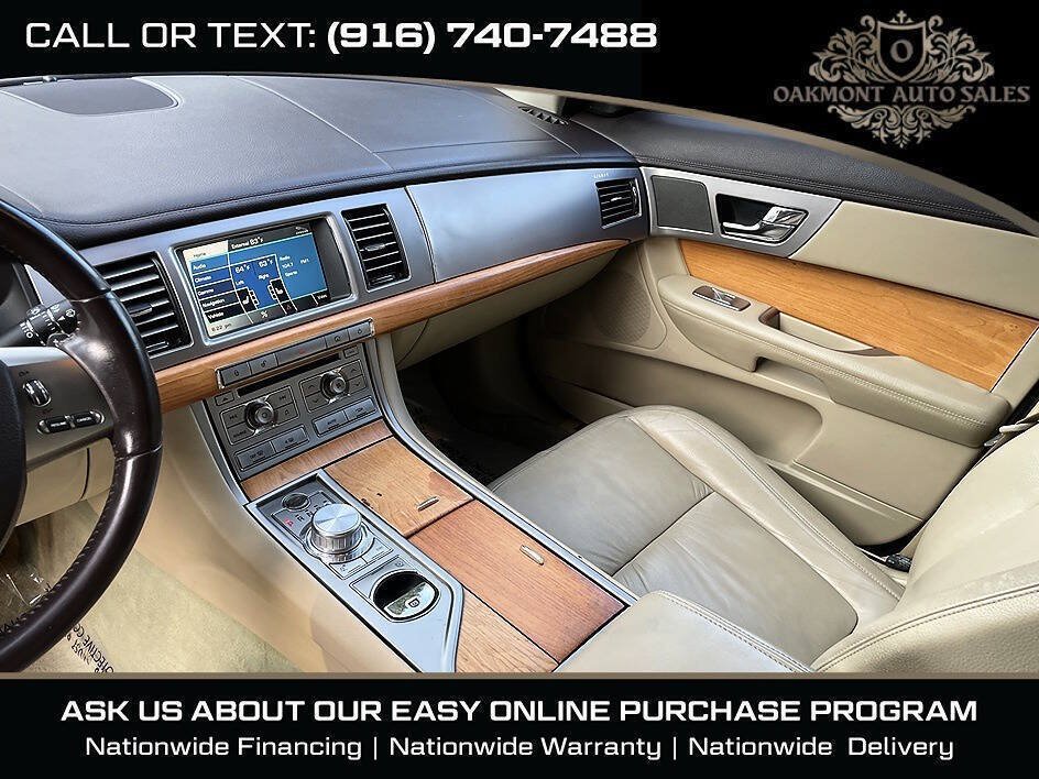 Used 2010 Jaguar XF Luxury RWD image 24