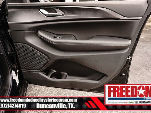 New 2026 Jeep Grand Cherokee Laredo X image 42