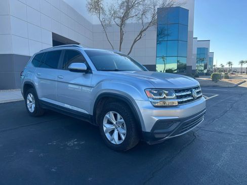 Used 2018 Volkswagen Atlas Launch Edition image 3