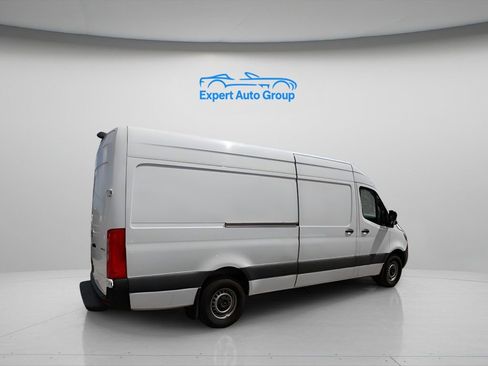 Used 2023 Mercedes-Benz Sprinter 2500 image 7