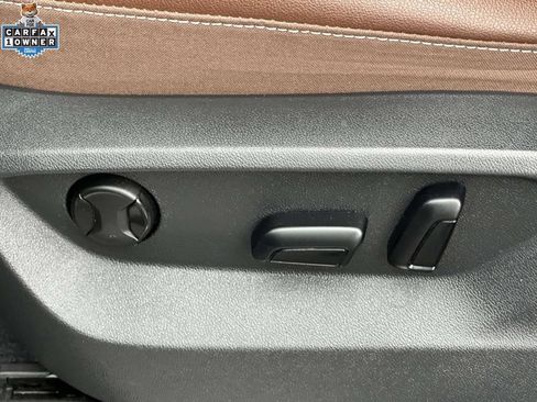 Used 2023 Volkswagen Atlas SE AWD/4WD image 18