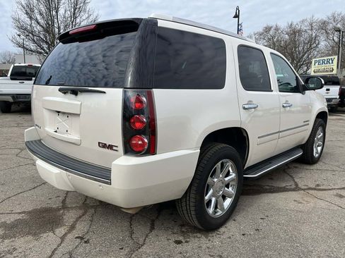 Used 2014 GMC Yukon Denali image 6