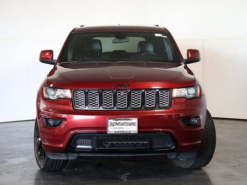 Used 2021 Jeep Grand Cherokee Laredo X AWD/4WD image 9