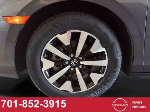 Used 2025 Honda Odyssey EX-L image 34