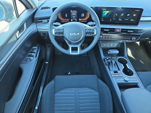 New 2026 Kia K5 LXS image 9