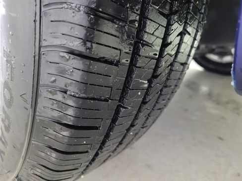 Used 2019 Dodge Grand Caravan SXT w/ Rear Park Assist Package image 24