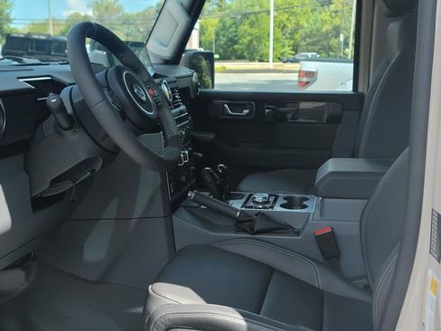 New 2025 INEOS Grenadier AWD/4WD image 10