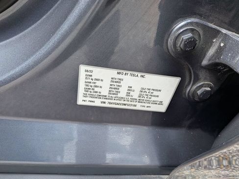 Used 2022 Tesla Model Y Long Range AWD/4WD image 30
