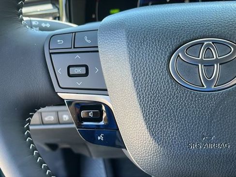 New 2026 Toyota Camry SE FWD image 9
