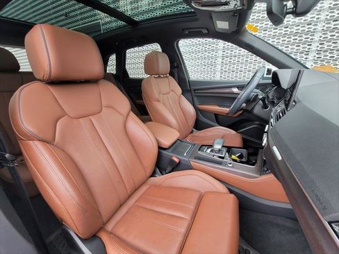 Certified 2024 Audi Q5 2.0T Prestige AWD/4WD image 22