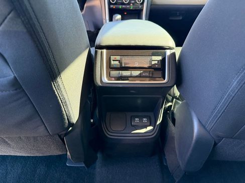 Used 2019 Subaru Ascent Premium w/ Popular Package #3 image 24