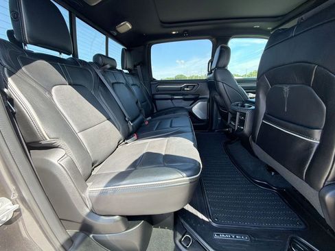 Used 2020 RAM 1500 Limited AWD/4WD image 12
