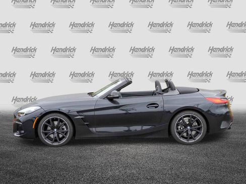 Used 2024 BMW Z4 sDrive30i w/ Shadowloine Package image 6