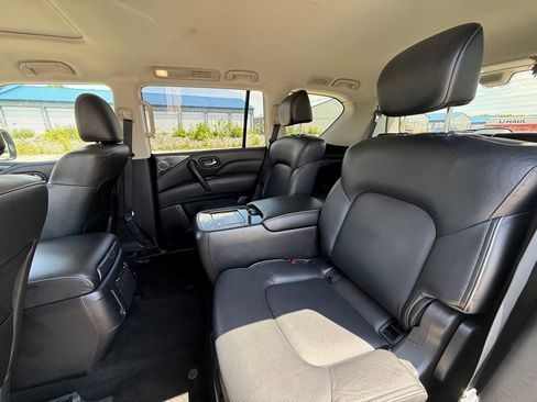 Used 2024 INFINITI QX80 Luxe RWD image 15