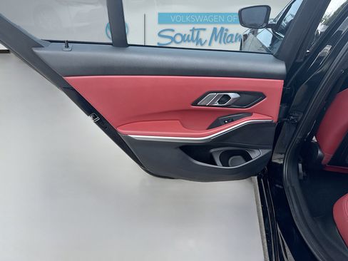 Used 2022 BMW 330i w/ Convenience Package image 26