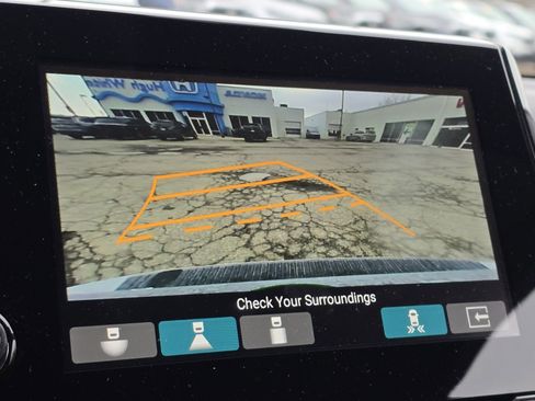 Used 2024 Honda Odyssey Touring image 8