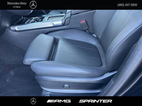 Certified 2025 Mercedes-Benz GLB 250 image 13