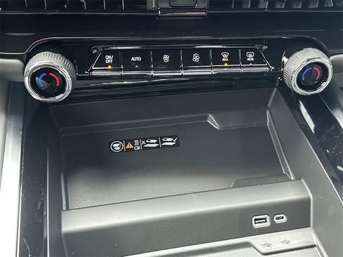 New 2026 Chevrolet Tahoe LT w/ Comfort Package image 28