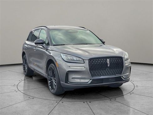 New 2026 Lincoln Corsair Premiere image 14