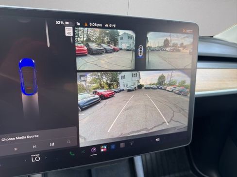 Used 2023 Tesla Model Y Long Range AWD/4WD image 18