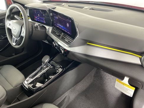 New 2026 Chevrolet Trax LT w/ Driver Confidence Package image 27