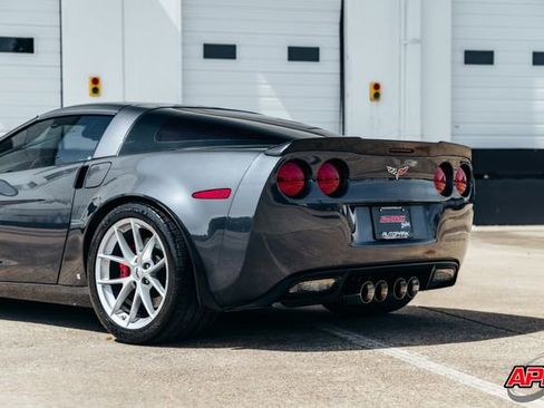 Used 2009 Chevrolet Corvette Z06 w/ Preferred Equipment Group RWD image 54