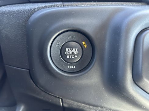 Used 2020 Jeep Wrangler Unlimited Sport S image 16