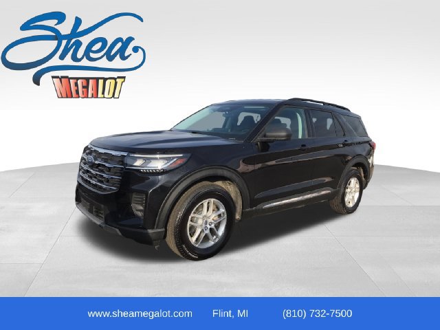 Used 2025 Ford Explorer Active AWD/4WD image 1