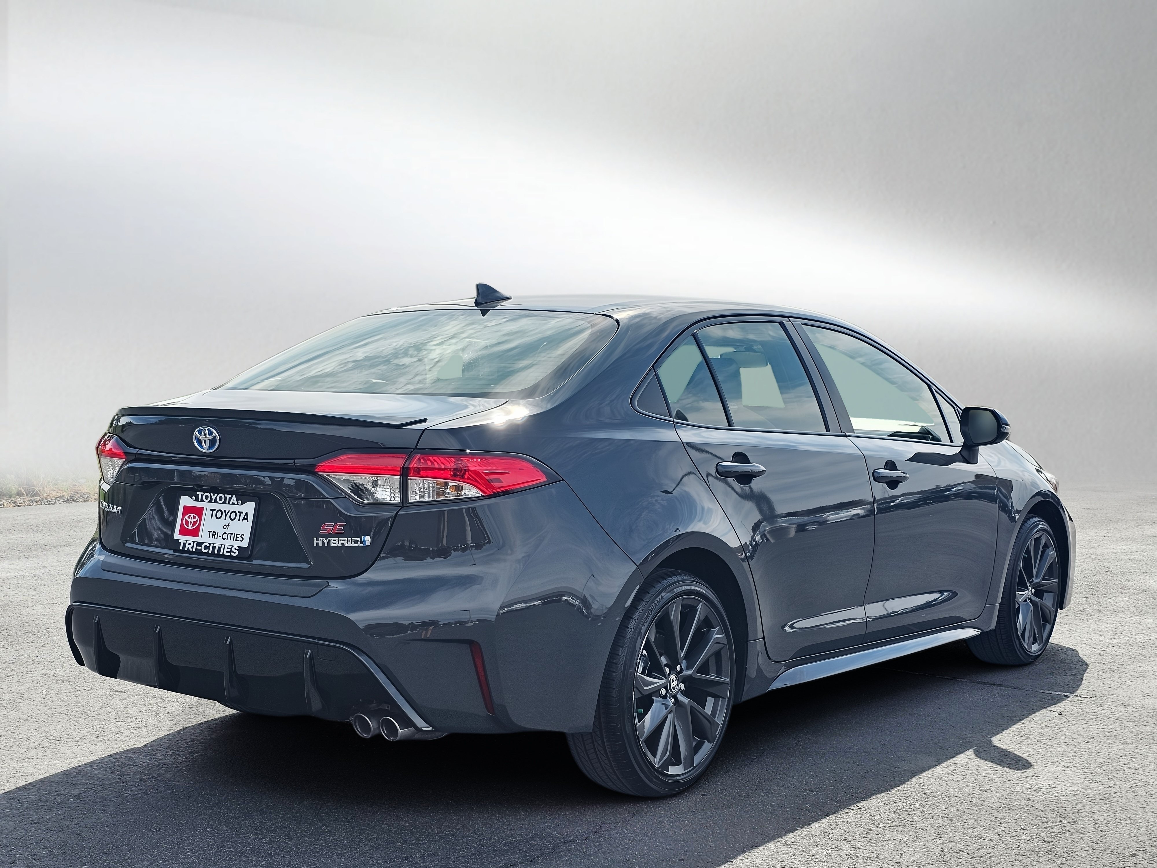 Certified 2024 Toyota Corolla SE w/ SE Package FWD image 6