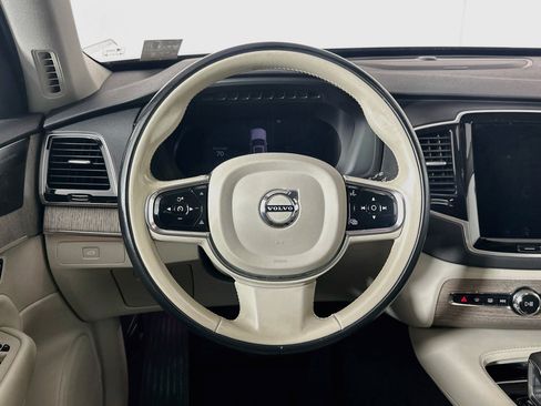 Used 2023 Volvo XC90 B6 Plus w/ Protection Package Premier AWD/4WD image 18